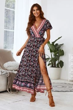 CUPSHE Kora Lace Up Ruffle Maxi A-shape Dress