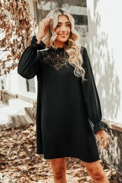 CUPSHE Paulina Lace Trumpet Sleeve Midi Dress Clothing