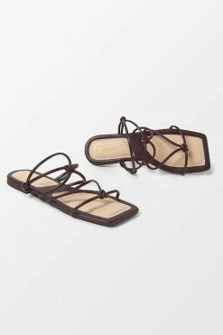 CUPSHE Beach Accessories Flirt Square Toe Double-strap Sandals