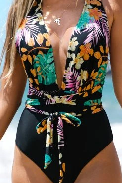 CUPSHE One Pieces Valeria Criss Cross Tropical One Piece Swimsuit