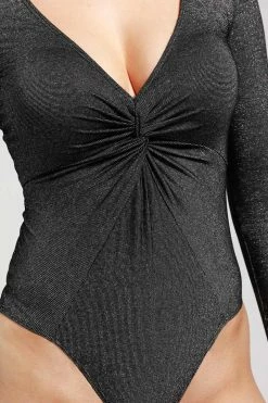 CUPSHE Aracely Twist Front V-neck Bodysuit Clothing