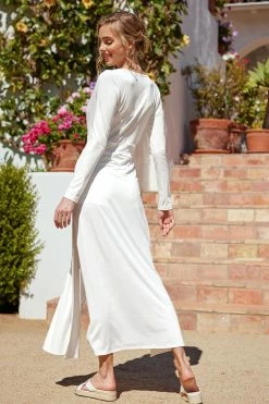 CUPSHE Kenia Plunge Long Sleeve A-Shape Dress