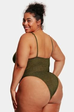 CUPSHE Love Los Angeles Ribbed Cutout Plus Size One Piece Swimsuit