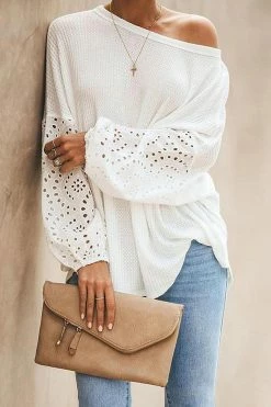 CUPSHE Loose Round Neck Long Sleeve Top Clothing