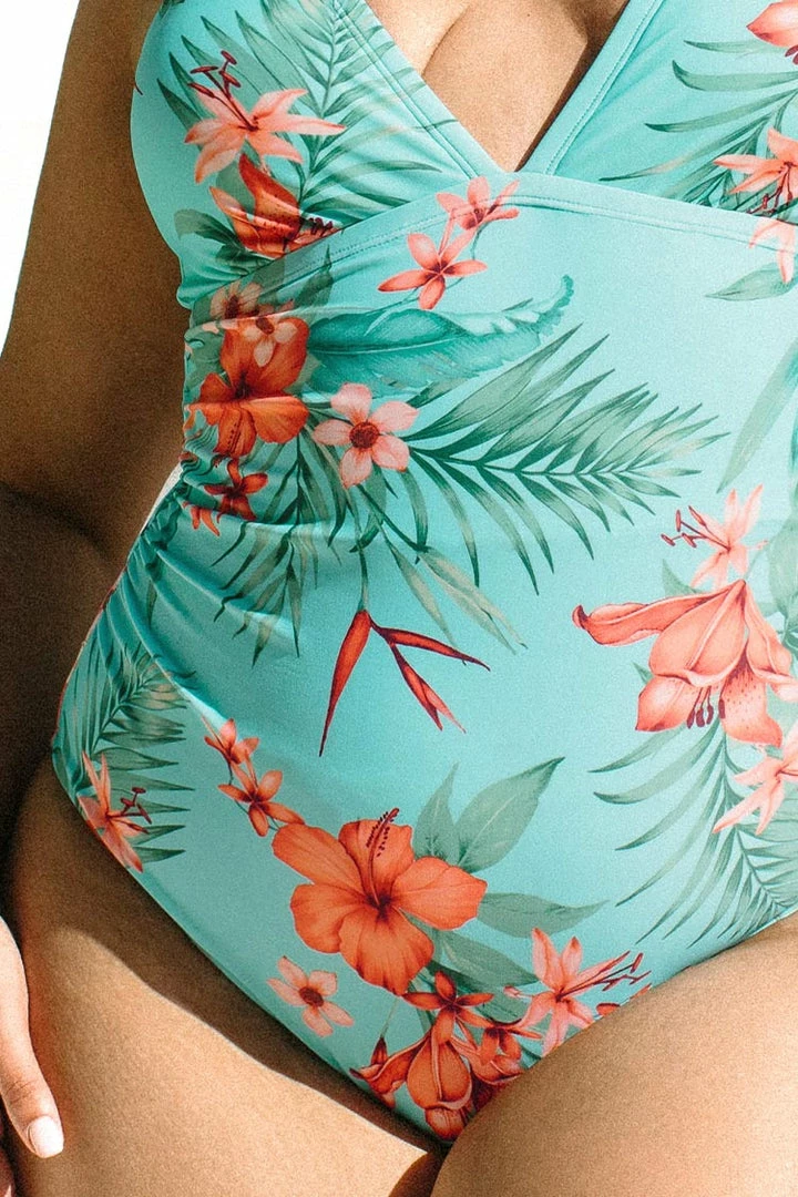 Coupon โค๏ธ CUPSHE Jungle Flowers Deep V Shirred Tummy Control Plus Size One Piece One Pieces ๐ 5 CUPSHE Jungle Flowers Deep V Shirred Tummy Control Plus Size One Piece One Pieces