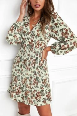 CUPSHE Cora Floral Print Smocked Mini Dress