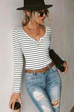 CUPSHE Brinley Striped Split Neck Top Clothing