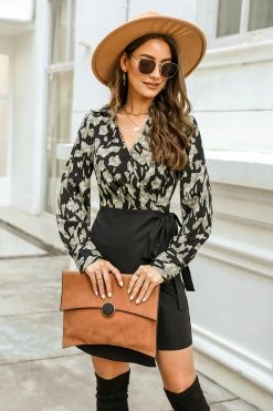 CUPSHE Clothing Reeta Belted Abstract Animal Print Dress