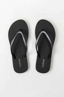 CUPSHE Noire Minimalist Flip Flops Beach Accessories