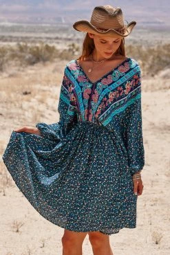 Best Pirce ๐ CUPSHE Clothing Jaycee V-neck Mid Length Boho ๐ Dress ๐ 13 CUPSHE Clothing Jaycee V-neck Mid Length Boho Dress