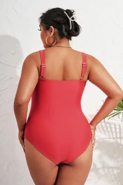 CUPSHE 4th Of July Shining Sea Red Twist Front Plus Size One Piece Swimsuit