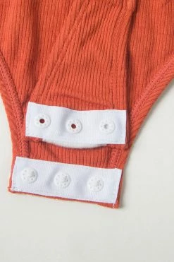 CUPSHE Carina Rib Twist Front Bodysuit