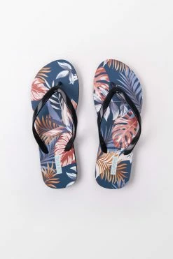 Wholesale โจ CUPSHE Beach Accessories Getaway Tropical Flip Flops ๐ 9 CUPSHE Beach Accessories Getaway Tropical Flip Flops