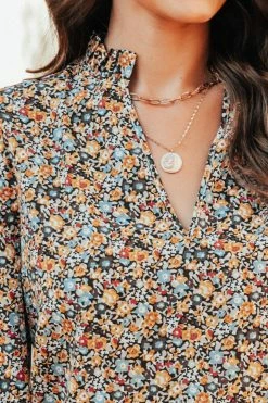 CUPSHE Clothing Ditsy Floral Split Neck Top