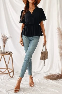 CUPSHE Always Brave Flared Sleeve V-neck Lace Trims Top Clothing