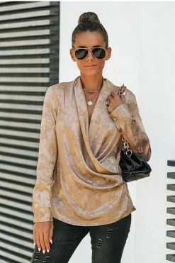 CUPSHE Adventure Games Floral Print Satin Wrap Top