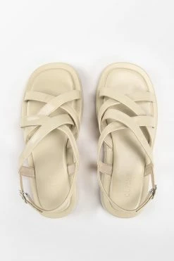 CUPSHE Vineyards Crisscross Strap Ankle Buckle Sandals Beach Accessories