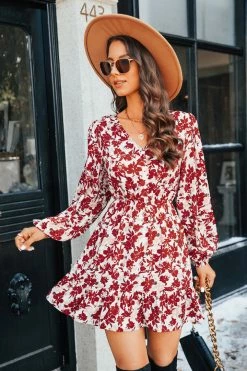 CUPSHE Carolyn Floral Buttoned Mini Dress