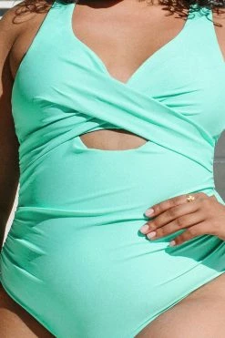 CUPSHE Nature Trip Molded Twist Front Tummy Control Plus Size One Piece One Pieces