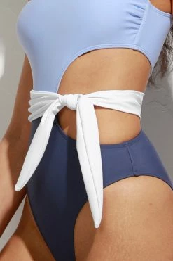 CUPSHE Santorini Solid Colorblock Cutout One Piece Swimsuit