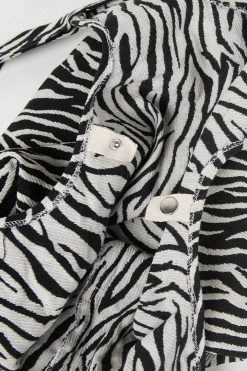 CUPSHE Anneliese Cotton Zebra Shoulder Bag Beach Accessories