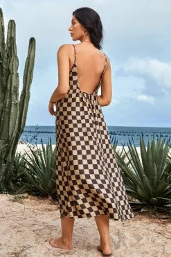 CUPSHE Clothing Jazmyne Checkered Backless Slip Dress