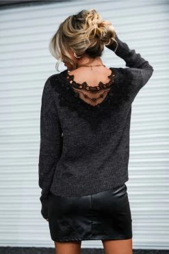 CUPSHE See The Good Lace Velvet Sweater Clothing