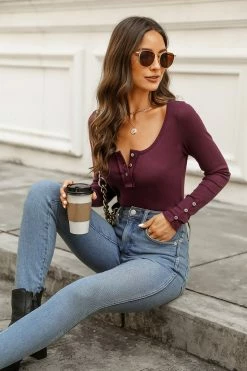CUPSHE Clothing Carin Ribbed Henley Tee