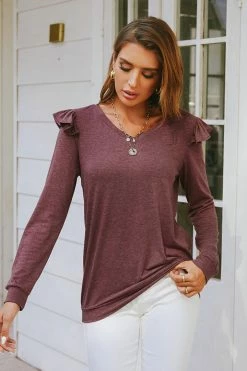 CUPSHE Funhouse Ruffled V-Neck Tee Clothing