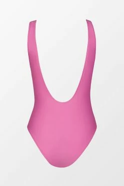 New ๐งจ CUPSHE ๐ Summer Dreaming Pink Scoop Neck Cheeky High Leg One Piece ๐ฉฑ Swimsuit โ 12 CUPSHE Summer Dreaming Pink Scoop Neck Cheeky High Leg One Piece Swimsuit