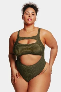 CUPSHE Love Los Angeles Ribbed Cutout Plus Size One Piece Swimsuit
