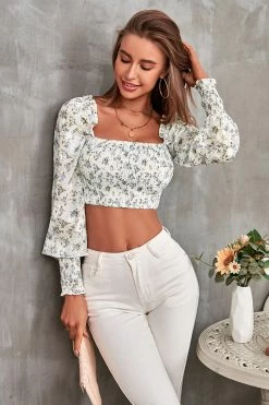 CUPSHE Madalynn Square Neck Puff Sleeve Crop Top