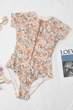 CUPSHE Elodie Ditsy Zipper Short Sleeve One Piece Swimsuit One Pieces