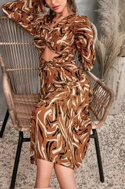 Promo ๐คฉ CUPSHE Addy Cutout Geometric Print A-Shape ๐ Dress Clothing ๐ 12 CUPSHE Addy Cutout Geometric Print A-Shape Dress Clothing