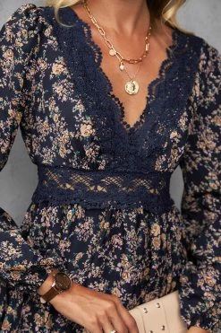 CUPSHE Alison Ditsy Floral Lace Mini Dress Clothing