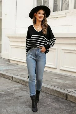 CUPSHE Clothing Ester Striped Scalloped Sweater