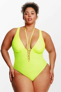 CUPSHE Love Los Angeles Strappy Plunge Plus Size One Piece Swimsuit