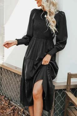 CUPSHE Ophelia Round Neck Tiered Hem Dress Clothing