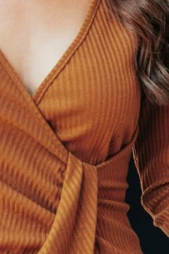 CUPSHE Donella Ribbed Surplice Wrap Top