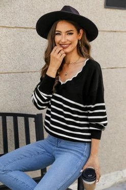 CUPSHE Clothing Ester Striped Scalloped Sweater