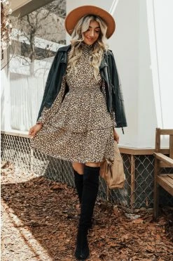 CUPSHE Paulina Ditsy Floral Smocked Mini Dress