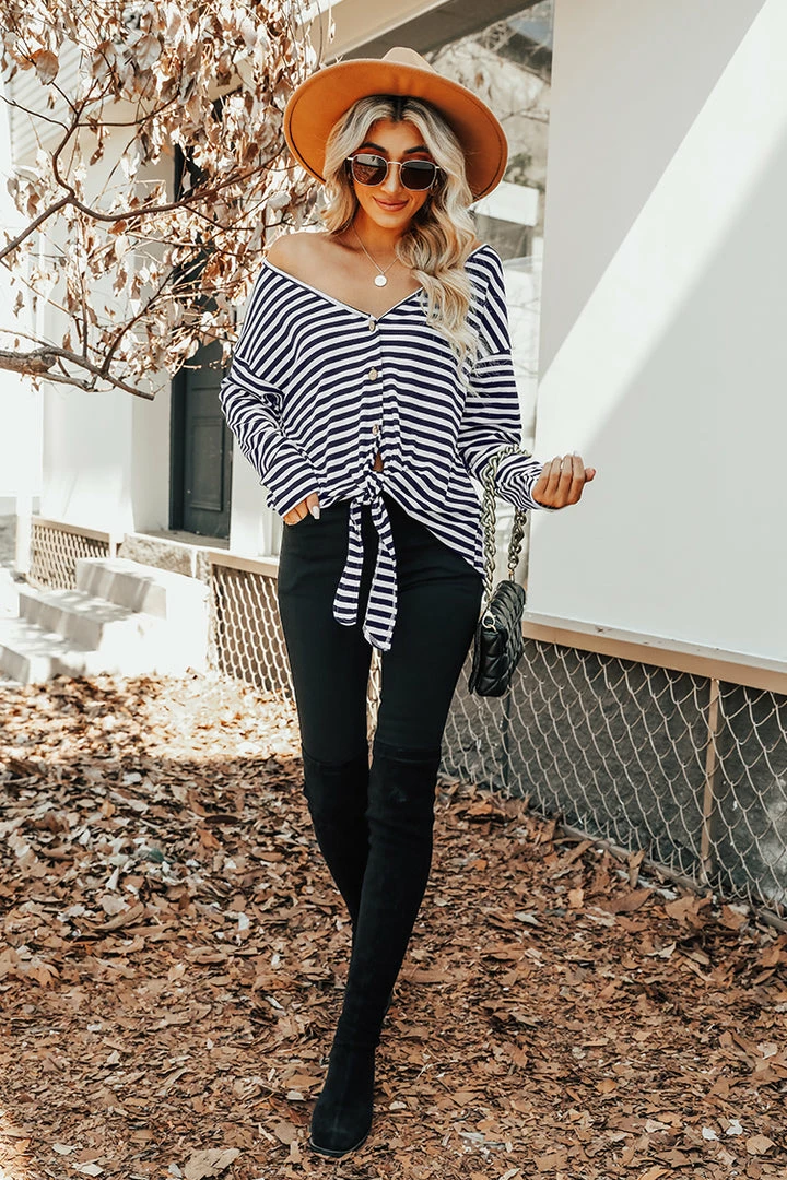 Top 10 โ๏ธ CUPSHE Horizon Striped Tie-Front Top ๐งจ 8 CUPSHE Horizon Striped Tie-Front Top