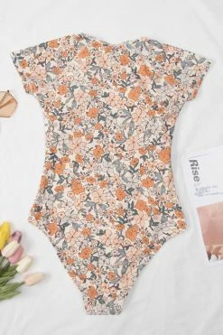 CUPSHE Elodie Ditsy Zipper Short Sleeve One Piece Swimsuit One Pieces