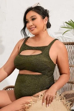 CUPSHE Love Los Angeles Ribbed Cutout Plus Size One Piece Swimsuit