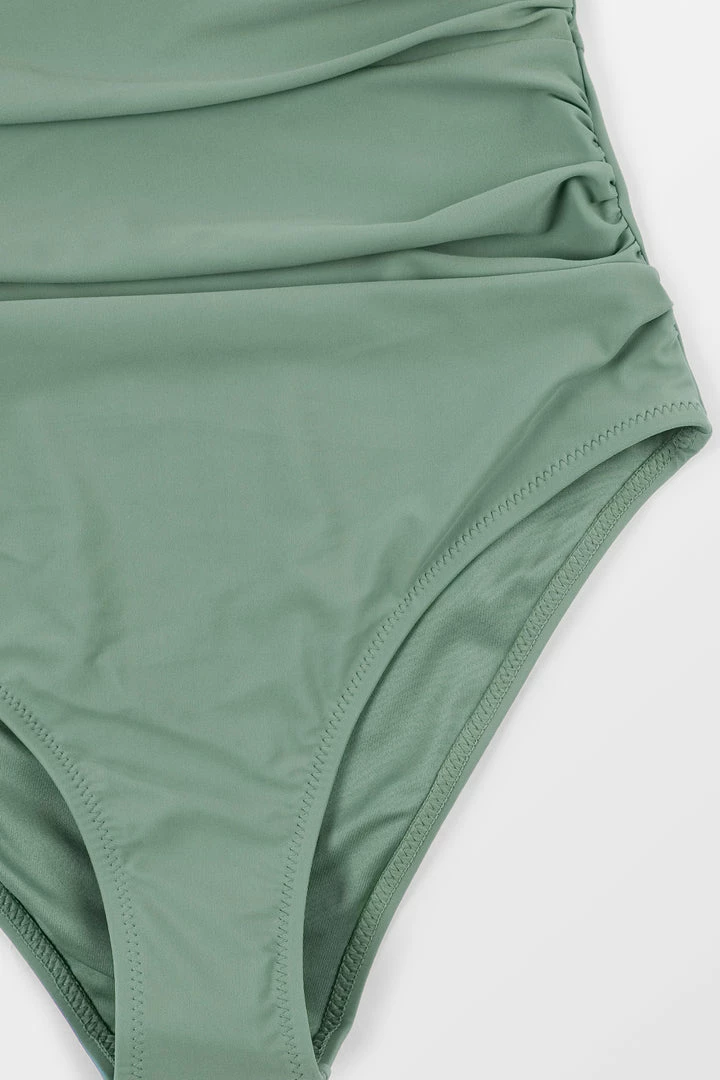 Best reviews of ๐ CUPSHE Plunging Halter Shirred Green One Piece ๐ฉฑ Swimsuit One Pieces โค๏ธ 10 CUPSHE Plunging Halter Shirred Green One Piece Swimsuit One Pieces