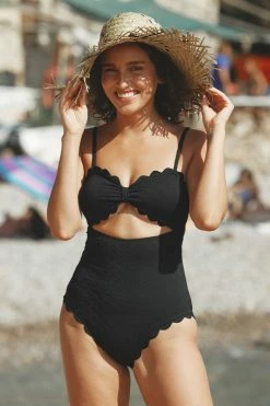 CUPSHE Black Knotted Scalloped One Piece Swimsuit One Pieces