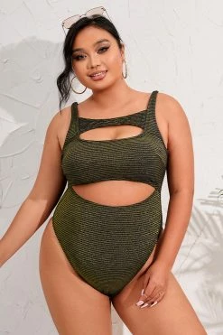 CUPSHE Love Los Angeles Ribbed Cutout Plus Size One Piece Swimsuit