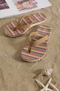 Cheapest ๐ CUPSHE Beach Accessories Baker Beach Stripe Flat ๐ฉด Sandals ๐งจ 9 CUPSHE Beach Accessories Baker Beach Stripe Flat Sandals