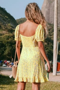 CUPSHE Alianna Yellow Ditsy Puff Sleeve Dress