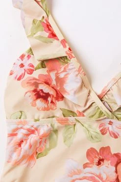 CUPSHE Romantic Garden Plunge Neck Ruffles One Piece Swimsuit